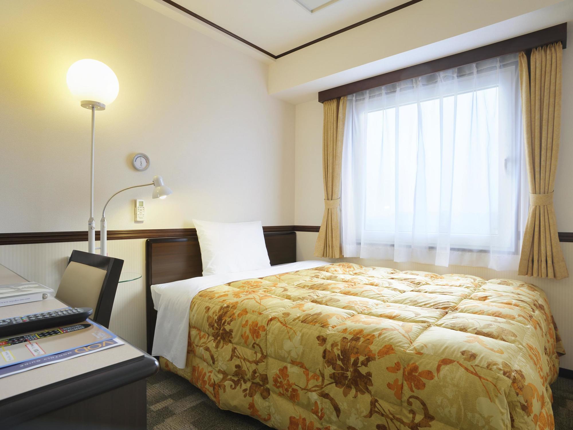 Toyoko Inn Jr Kobe Eki Kita Guchi Екстер'єр фото
